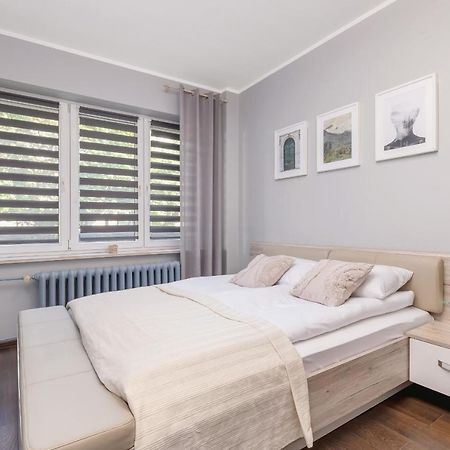 Stylish Korfantego Apartment Next To Spodek By Noclegi Renters คาโตวีตเซ ภายนอก รูปภาพ