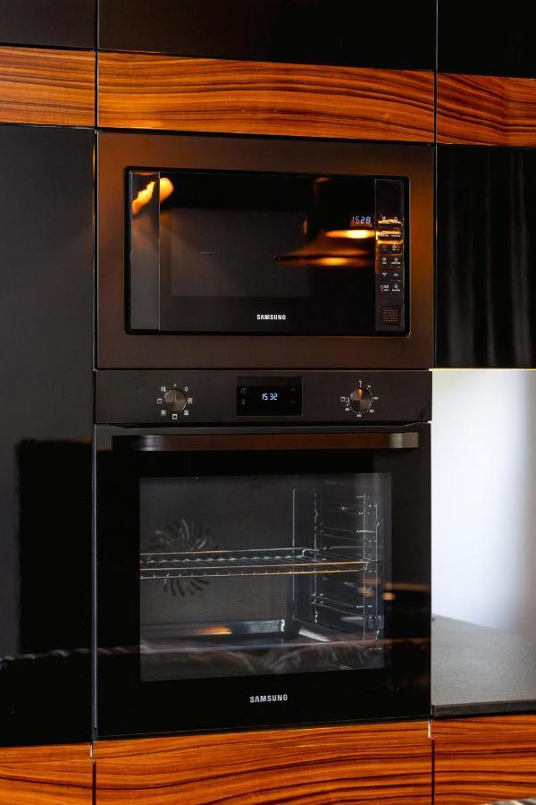 Stylish Korfantego Apartment Next To Spodek By Noclegi Renters คาโตวีตเซ ภายนอก รูปภาพ