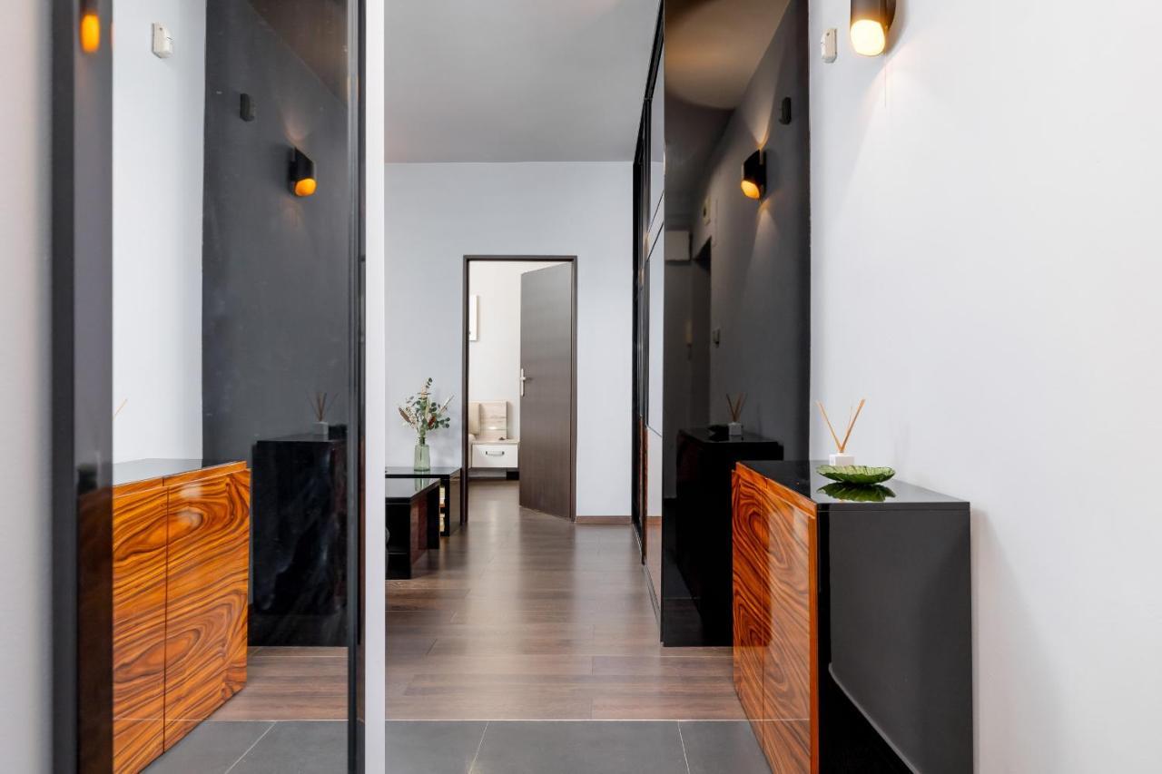 Stylish Korfantego Apartment Next To Spodek By Noclegi Renters คาโตวีตเซ ภายนอก รูปภาพ