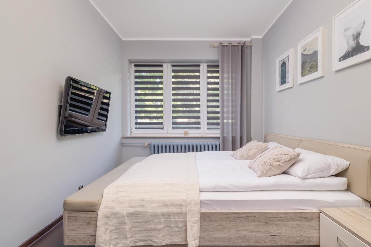 Stylish Korfantego Apartment Next To Spodek By Noclegi Renters คาโตวีตเซ ภายนอก รูปภาพ